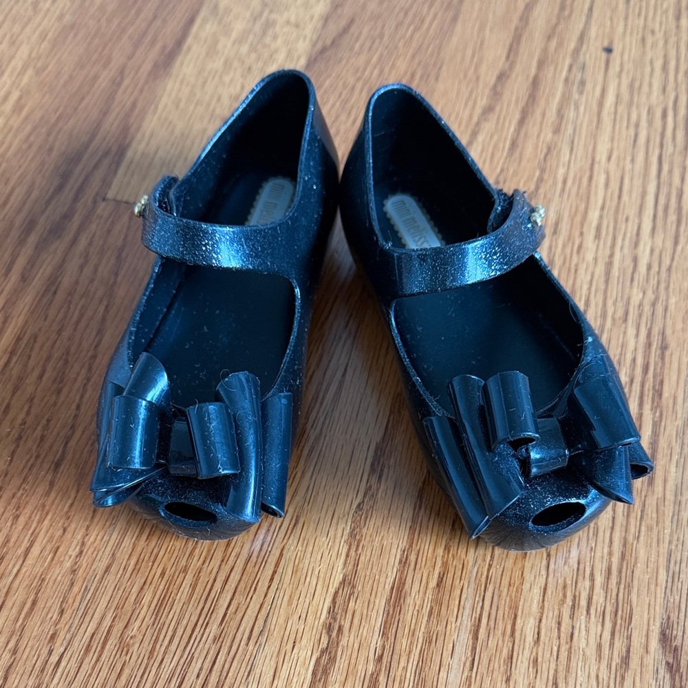 Mini Melissa - Chic Black Kids Dress Shoes with Bow